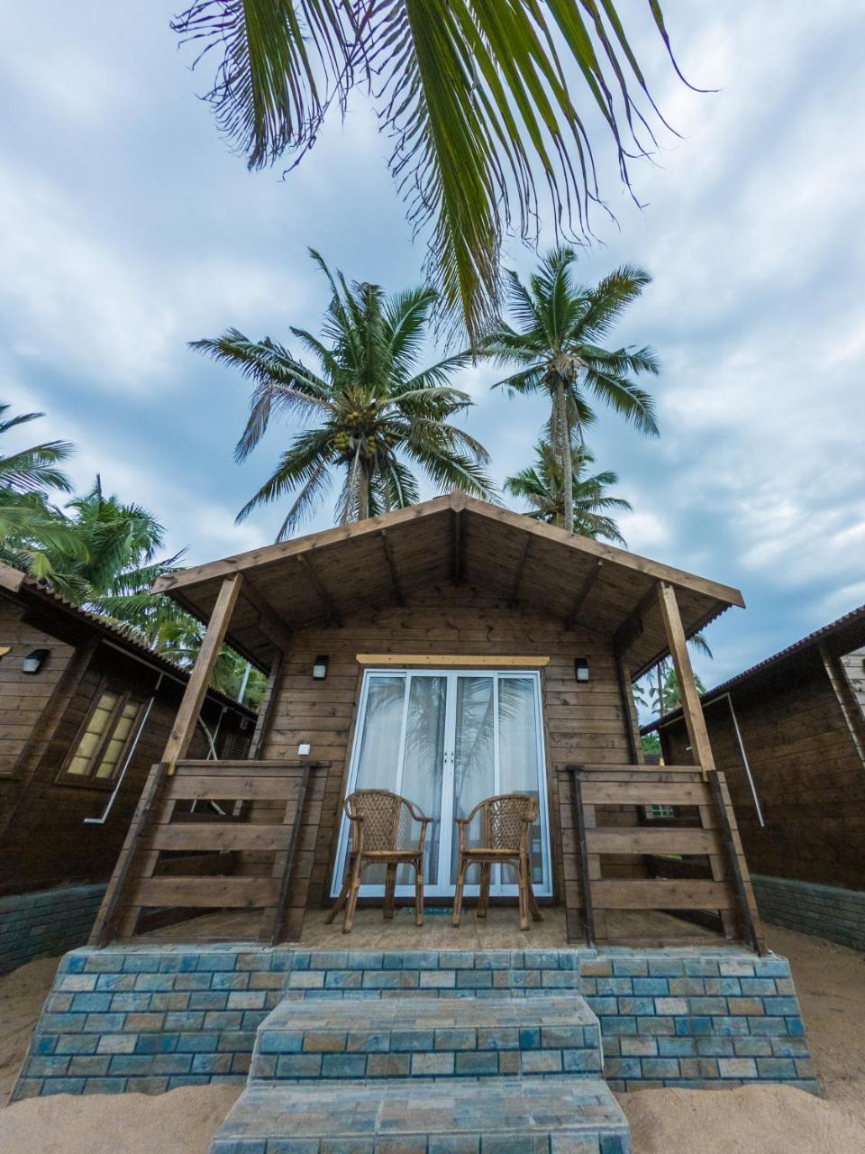 Vista Praia Beach Resort Anjuna Ngoại thất bức ảnh
